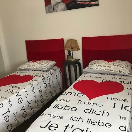 Semesterbostad Casa Vacanze Dei Bronzi